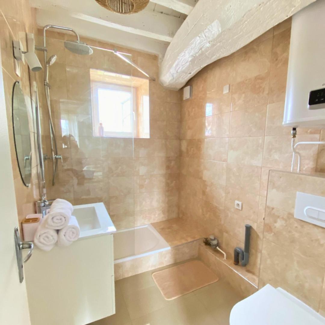 Charmant Studio A Etampes Apartment Екстериор снимка