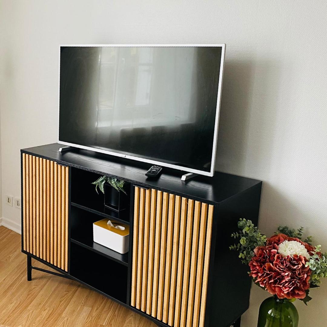 Charmant Studio A Etampes Apartment Екстериор снимка