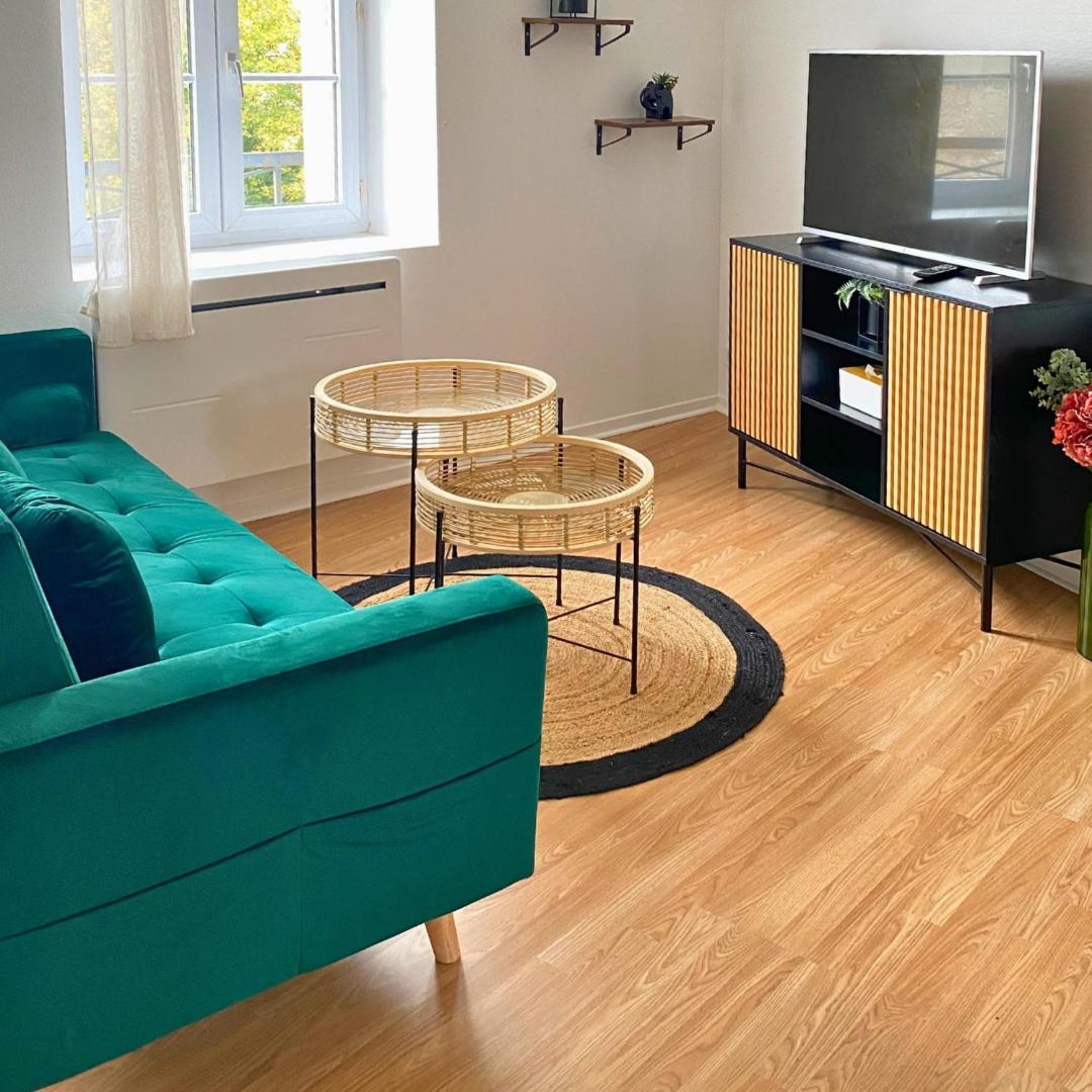 Charmant Studio A Etampes Apartment Екстериор снимка